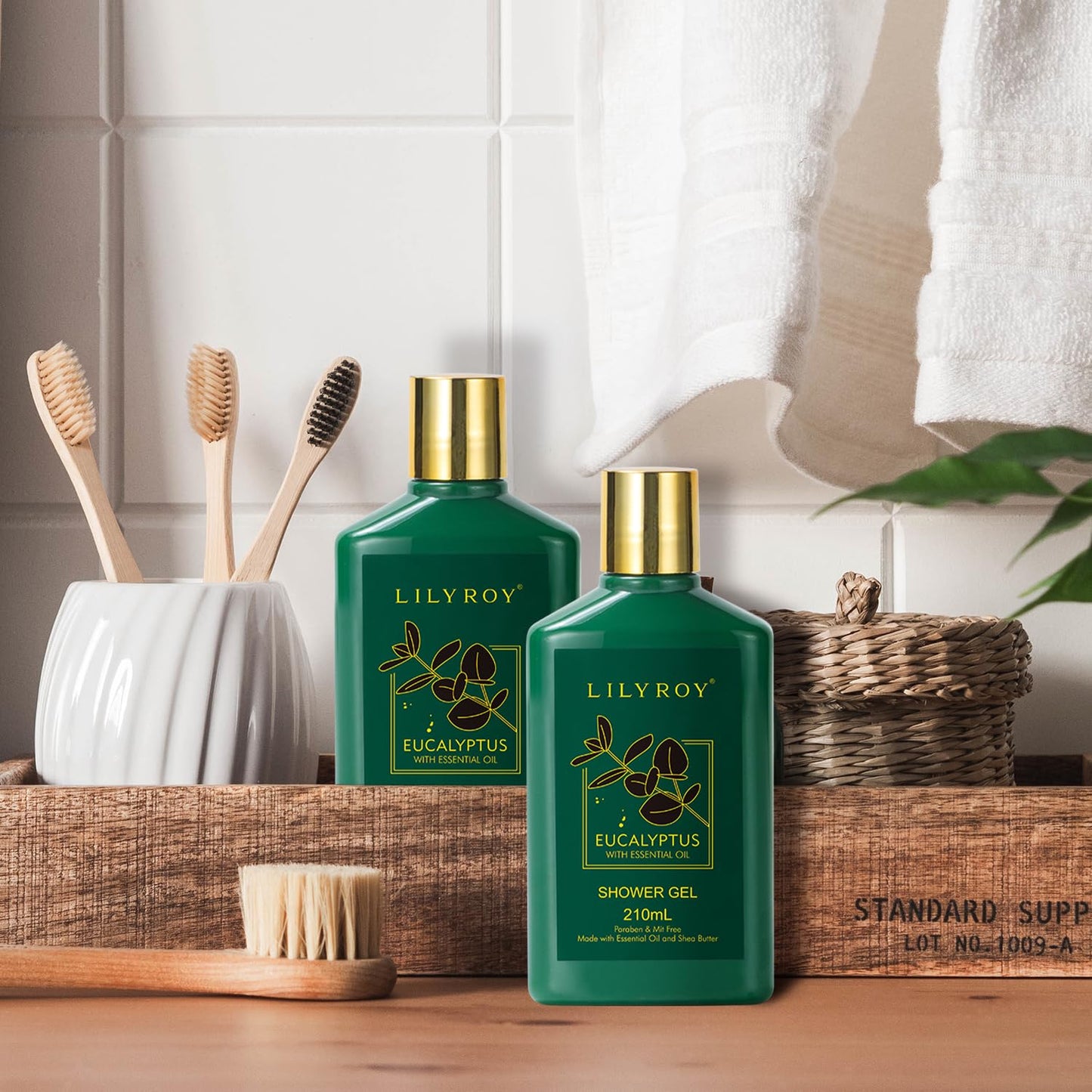 Eucalyptus Spa Bath Gift Baskets Set for Women and Men Bath and Body Gift Basket for Women Fathers Mothers Day Bath Spa Kit Set Perfume Self Skin Care Gift Set for Christmas Birthday