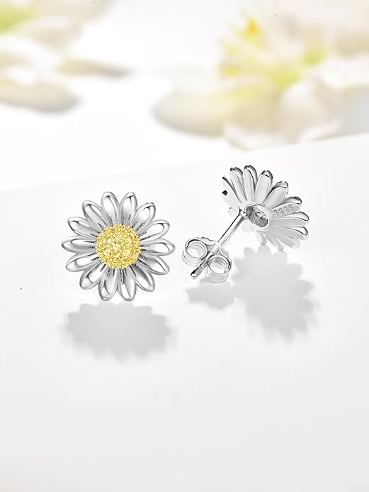 Dreamboat Women's Daisy Jewelry Set 925 Sterling Silver 'You Are My Sunshine' Daisy Pendant Necklace & Stud Earrings Wedding & Birthday Gifts