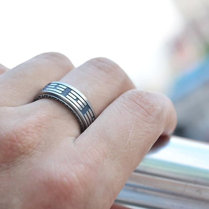 ALEXTINA Men's 8MM Stainless Steel Yin Yang Spinner Ring Ba Gua Feng Shui Eight Trigrams Signet Band