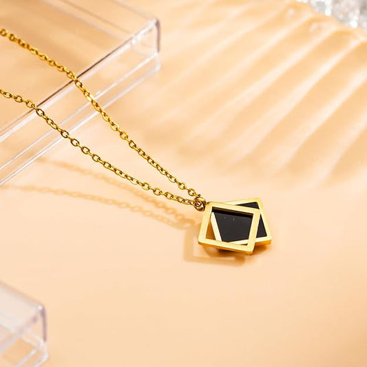 18k Gold Titanium Steel Filled Nature Shell Geometric Pendant Necklace Chain for Girls Women Black White