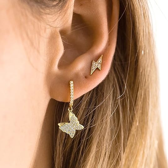 18k Gold Plated Lightning Bolt Earrings Iced Out Earrings Gold Punk Lightning Diamond Huggie Hoop Earrings Cubic Zirconia Lightning Bolt Dangle Earrings for Women Gifts, 1 Pair