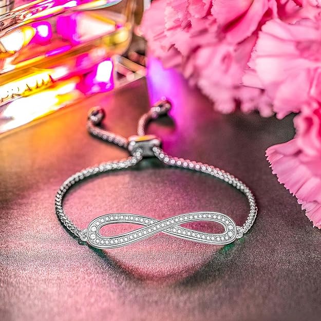 Kate Lynn ♥ Endless Love Infinity Bracelet, Adjustable Slider Bracelet for Women, Packaged with Jewelry Box, Birthday Gift Anniversary Jewelry Gift for Women, Symbol of Love