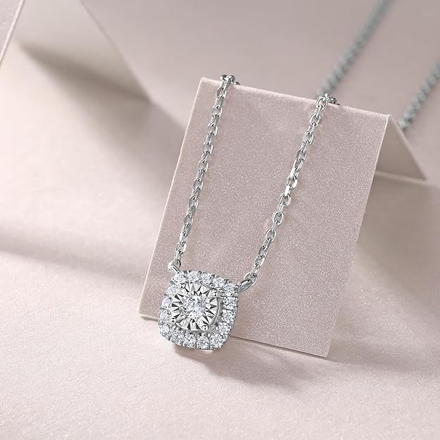 Sytaehi Sterling Silver Lab Grown Diamond Halo Pendant Necklace, Chain Included,ideal gift for anniversaries, birthdays, or any milestone celebration