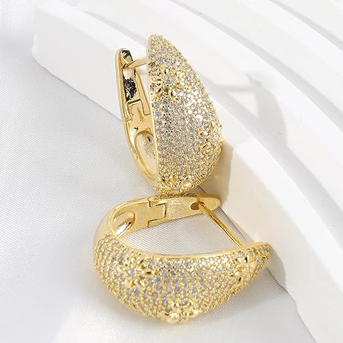 Gold Daisy Flower Chunky Hoop Earrings for Women 14k Gold Plated Thick Cubic Zirconia Crystal Flower Huggie Hoop Earrings Trendy Wide Flower Hoop Earrings Lightweight Bloom Jewelry Gift for Girls