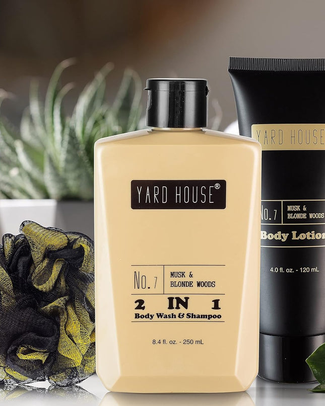 Mens Bath and Body Gift Set - Musk and Blonde Woods - Luxury Christmas, Birthday, Fathers Day Gifts From Daughter, Wife, Son For Dad, Husband - Relaxing Spa Kit for Him in Toiletry Bag